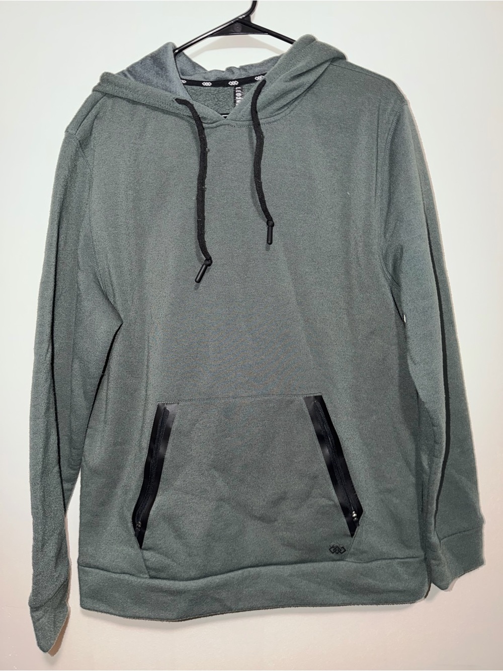 Leg3nd Inspire Men’s Large Olive Green Performance Hoodie Pullover